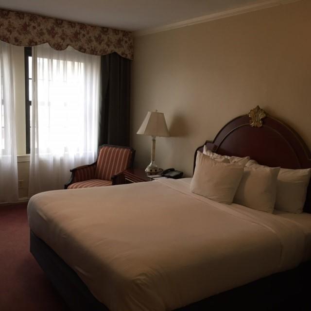 Columbia Club Hotel 4*
